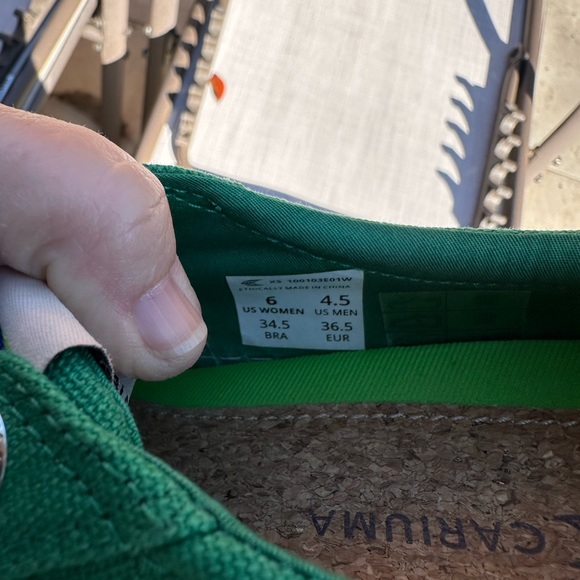 Cariuma green canvas sneakers in a size 6. Added blue laces. Great condition! - Picture 8 of 9